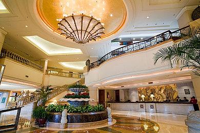 《男子矿山》Steam页面上线 矿山健身生存冒险